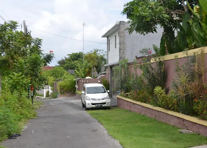 Eva * Canggu (Bali)